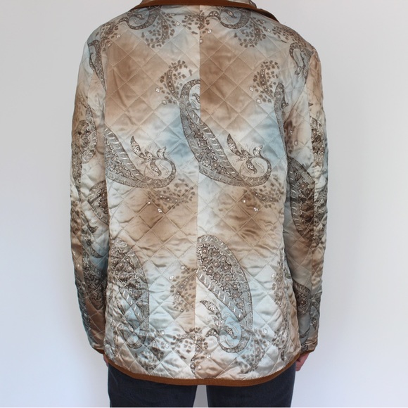90s Vintage Neutral Quilted Silk Jacket - Picture 6 of 7